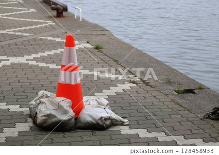 Triangular cone Triangular cone 128458933