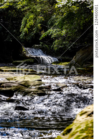 Scenery of the Yoro Valley, Chiba Prefecture 128460001