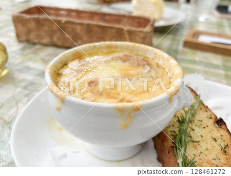 洋蔥焗湯 洋蔥焗湯 128461272