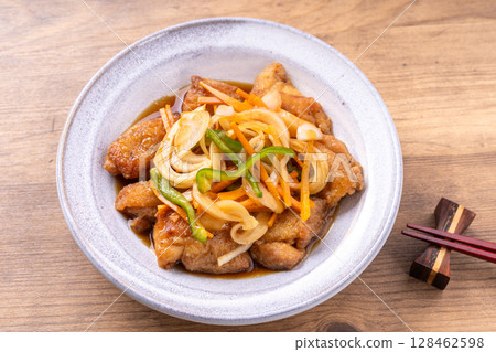 Nanban pickled chicken thighs 128462598