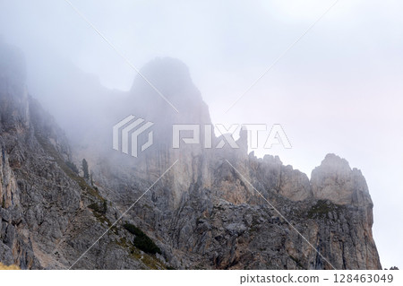 Italian Dolomite Alps mountains, Italy Italian Dolomite Alps mountains, Italy 128463049