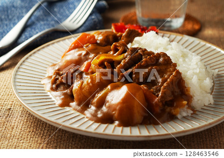 Beef curry 128463546
