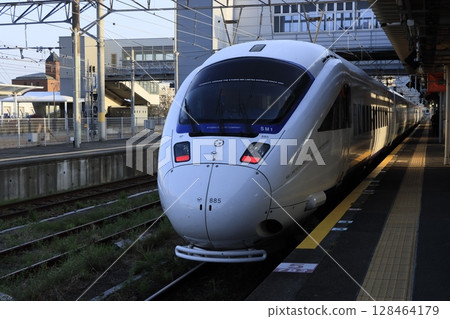 JR Kyushu 885 series train "White Kamome" JR Kyushu 885 series train "White Kamome" 128464179