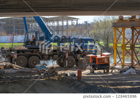 Bridge construction 128465896