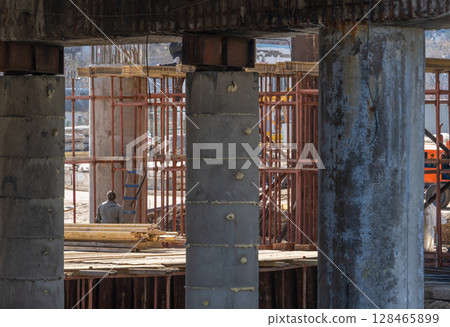 Bridge construction 128465899