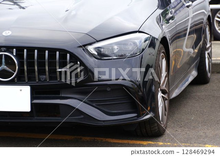 Imported car image: Mercedes-Benz C AMG front mask 128469294