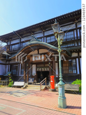 竹瓦溫泉（別府市，垂直構圖） 128469537