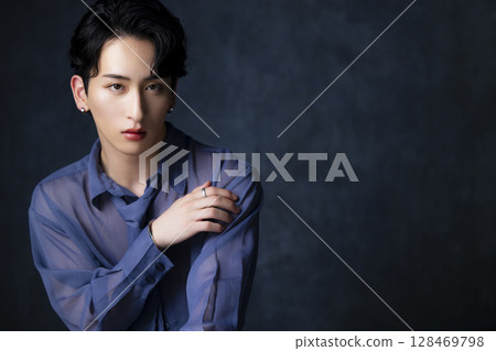 年輕人的肖像 128469798