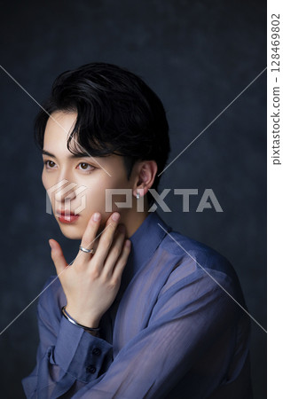 年輕人的肖像 128469802