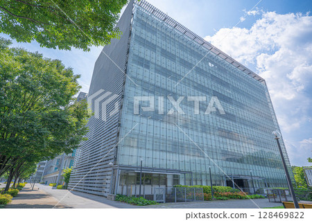 The University of Tokyo Graduate School of Frontier Sciences Life Science Building 128469822