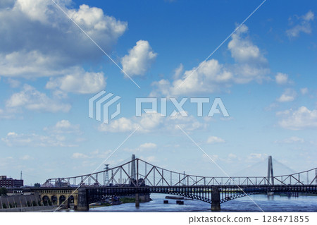 Eads, Martin Luther King and Stan Musial Veterans Bridges over the Mississippi River, St. Louis, Missouri Eads, Martin Luther King and Stan Musial Veterans Bridges over the Mississippi River, St. Louis, Missouri 128471855