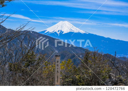 從Maru總部看到的富士山 128472766