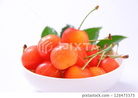 Cherry Sato Nishiki 128473373