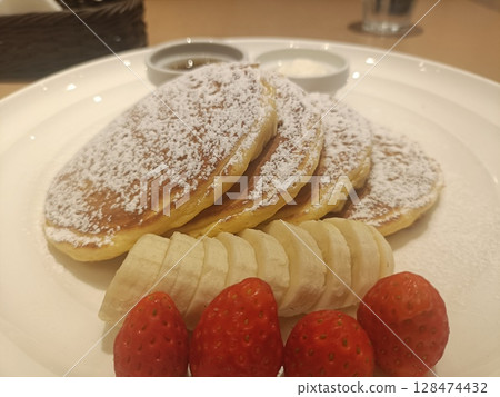 美味的牛排 128474432