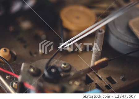 Fixing vintage cassette player Fixing vintage cassette player 128475507
