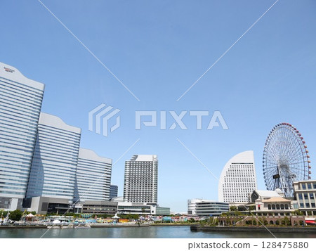 Urban landscape of Minato Mirai 128475880