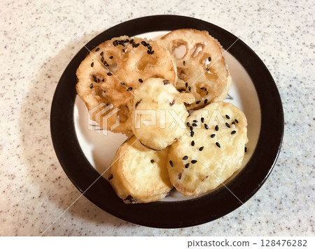 Deep fried lotus root and sweet potato 128476282