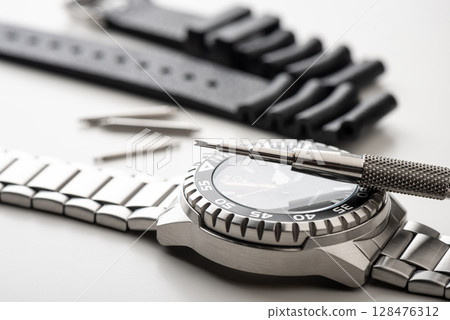 tools for wristwatch 128476312