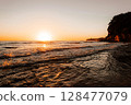 Sunrise at the beach 128477079