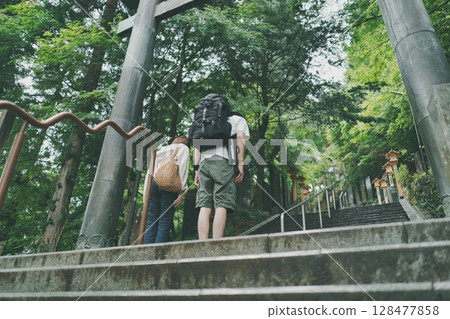 shrine, sightseeing, tourist 128477858