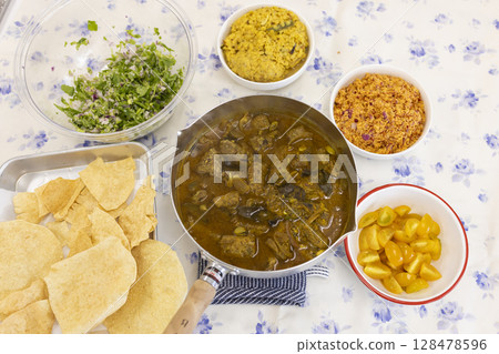 烹飪斯里蘭卡美食 烹飪斯里蘭卡美食 128478596