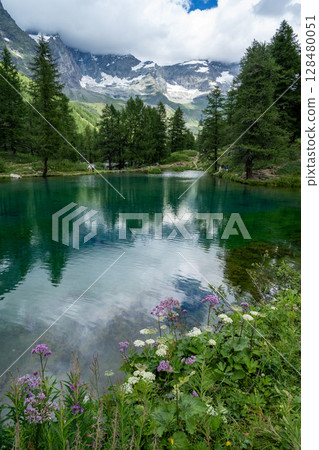 Beautiful landscape of the Italian Dolomites Beautiful landscape of the Italian Dolomites 128480051