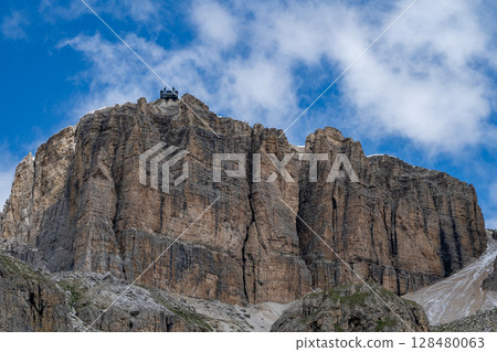 義大利多洛米蒂山的美麗風景 義大利多洛米蒂山的美麗風景 128480063