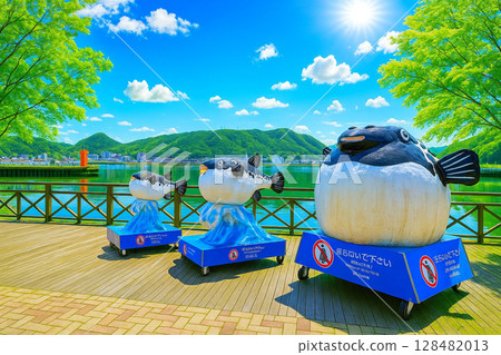 河豚雕像、卡門碼頭、木板路 128482013