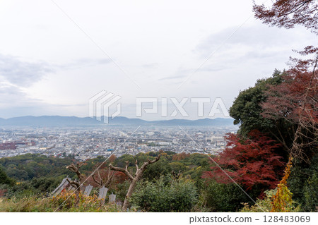 京都環線步道及其周邊的風景 京都環線步道及其周邊的風景 128483069