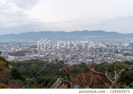 京都環線步道及其周邊的風景 128483073