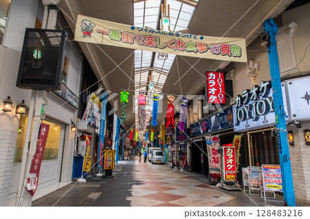 四日市一番街商店街（三重縣四日市市） 128483216