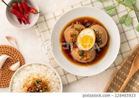 溏心蛋 雞蛋 麻藥雞蛋 韓式 Korean mayak egg クロワッサン 麻薬たまご 128483913