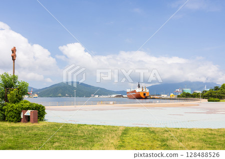 Kanagasaki Green Space and Tsuruga Port in Tsuruga, Fukui Prefecture 128488526