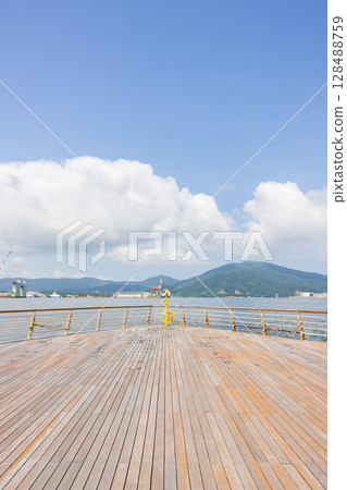 Boardwalk and Tsuruga Port at Kanagasaki Park in Tsuruga, Fukui Prefecture Boardwalk and Tsuruga Port at Kanagasaki Park in Tsuruga, Fukui Prefecture 128488759