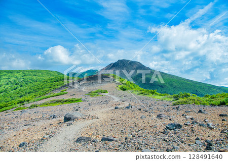 從栃木縣那須郡那鬚町南月山眺望茶臼山 128491640