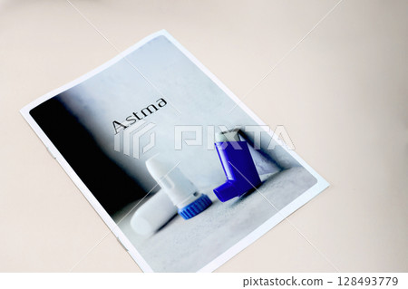 Brochure with the inscription asthma 128493779
