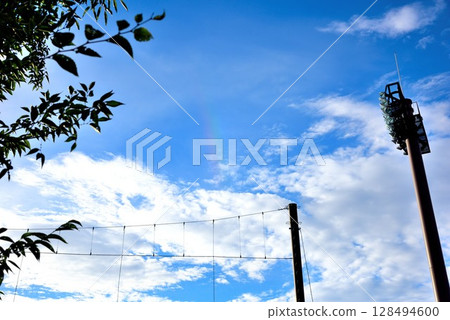 Tachikawa City: Blue sky after the rain and a sun dog 128494600