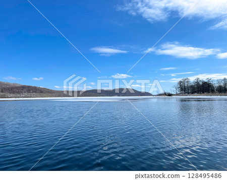 Kushiro Marsh Canoe Cruise 128495486