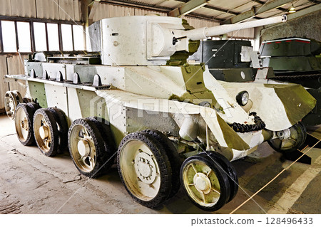 Soviet light cavalry tank BT-5 128496433