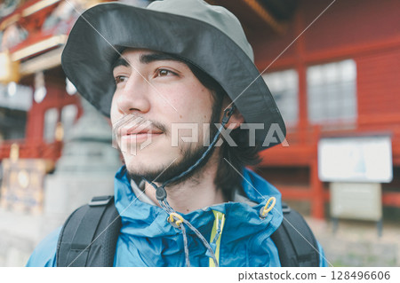 神殿 白人 外國人 128496606