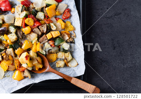 Roasted vegetabes Roasted vegetabes 128501722