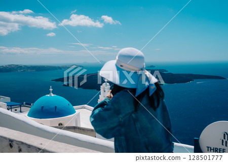 Beautiful landscape of Santorini island in Greece 128501777