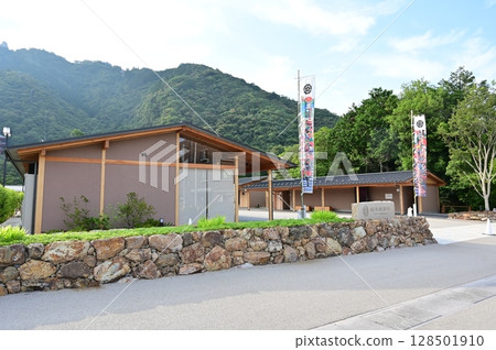 Gifu Jorakuichi: A commercial facility with restaurants and shops Gifu Jorakuichi: A commercial facility with restaurants and shops 128501910