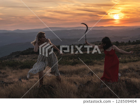 Duel at Sunset Duel at Sunset 128509404