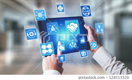 Crowdsourcing collaboration for innovation and shared contribution Spire 128513320