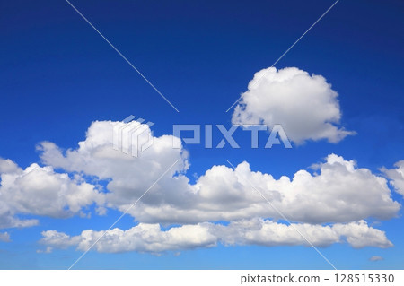 夏日天空（夏日圖像/背景素材） 128515330