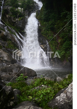 Mikaeri Falls, Karatsu City, Saga Prefecture 128515469
