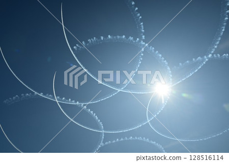 大阪關西世博會:普魯因宮展覽從大屋頂環飛行 大阪關西世博會:普魯因宮展覽從大屋頂環飛行 128516114