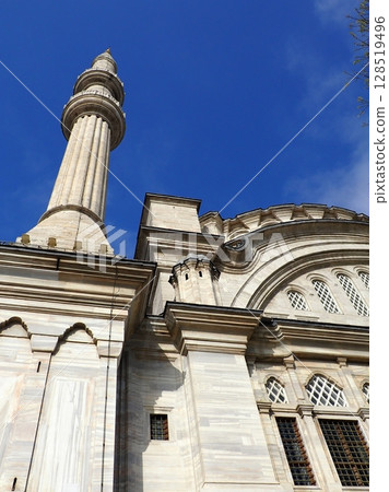 Nuruosmaniye Mosque, Istanbul Nuruosmaniye Mosque, Istanbul 128519496