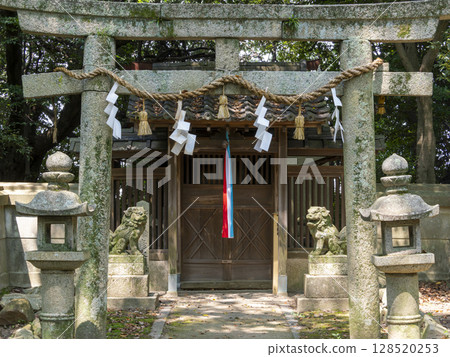 Inatsuhiko Shrine, a shrine within the grounds of Ikota Shrine Inatsuhiko Shrine, a shrine within the grounds of Ikota Shrine 128520253